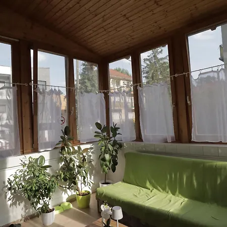 Cozy House With Garden And Freeparking Budapešť