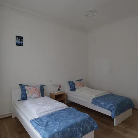 Cozy House With Garden And Freeparking * Budapešť