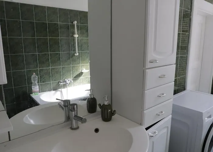 Apartament Cozy House With Garden And Freeparking Budapesta